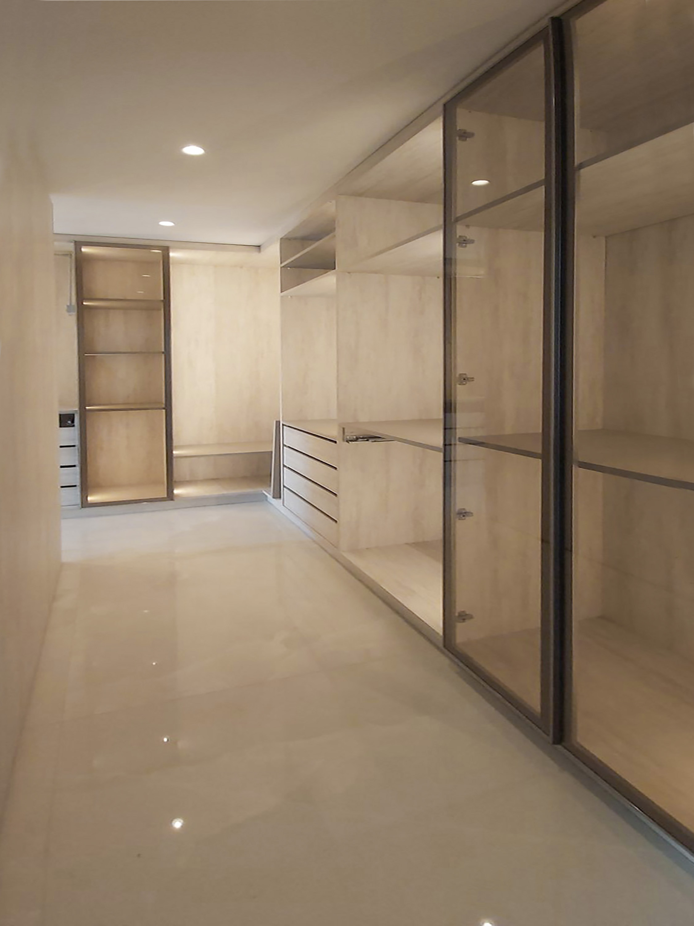 Walk In Closet - Interior design detail 1 by Ilia Dabiza - Dressing Rooms & Closets