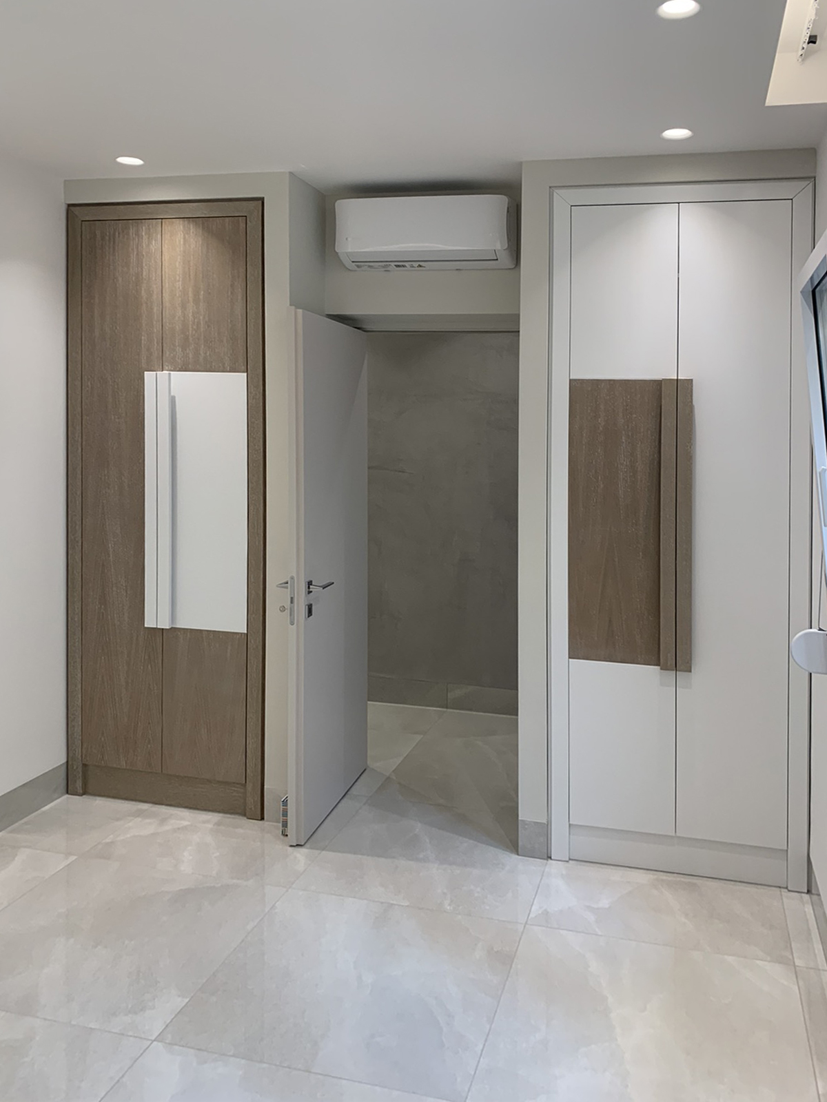 Wardrobe & Closet Styles - Interior design detail 5 by Ilia Dabiza - Dressing Rooms & Closets
