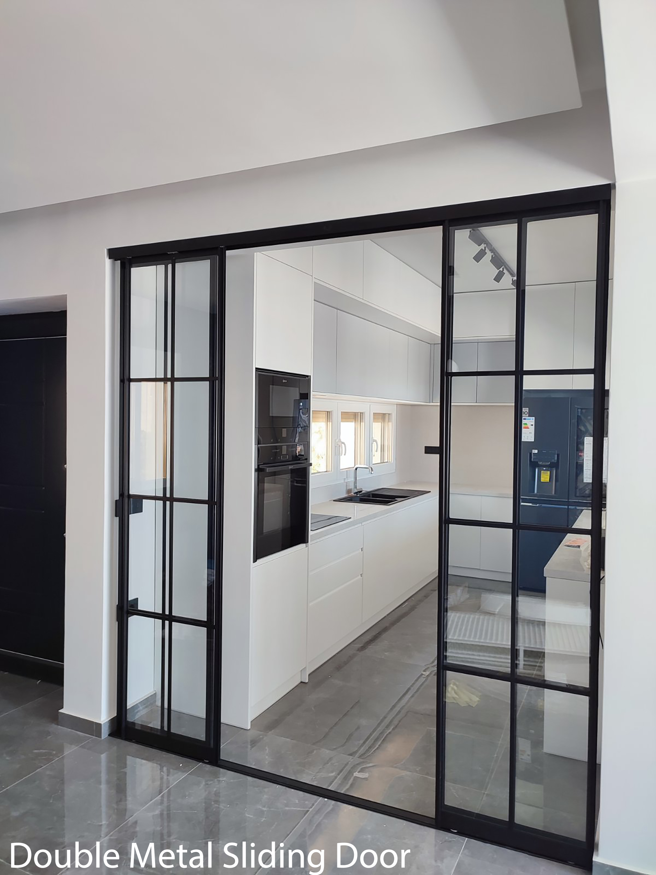 Έξυπνες ιδέες - Interior design detail 7 by Ilia Dabiza - Wall Covering & Custom Doors