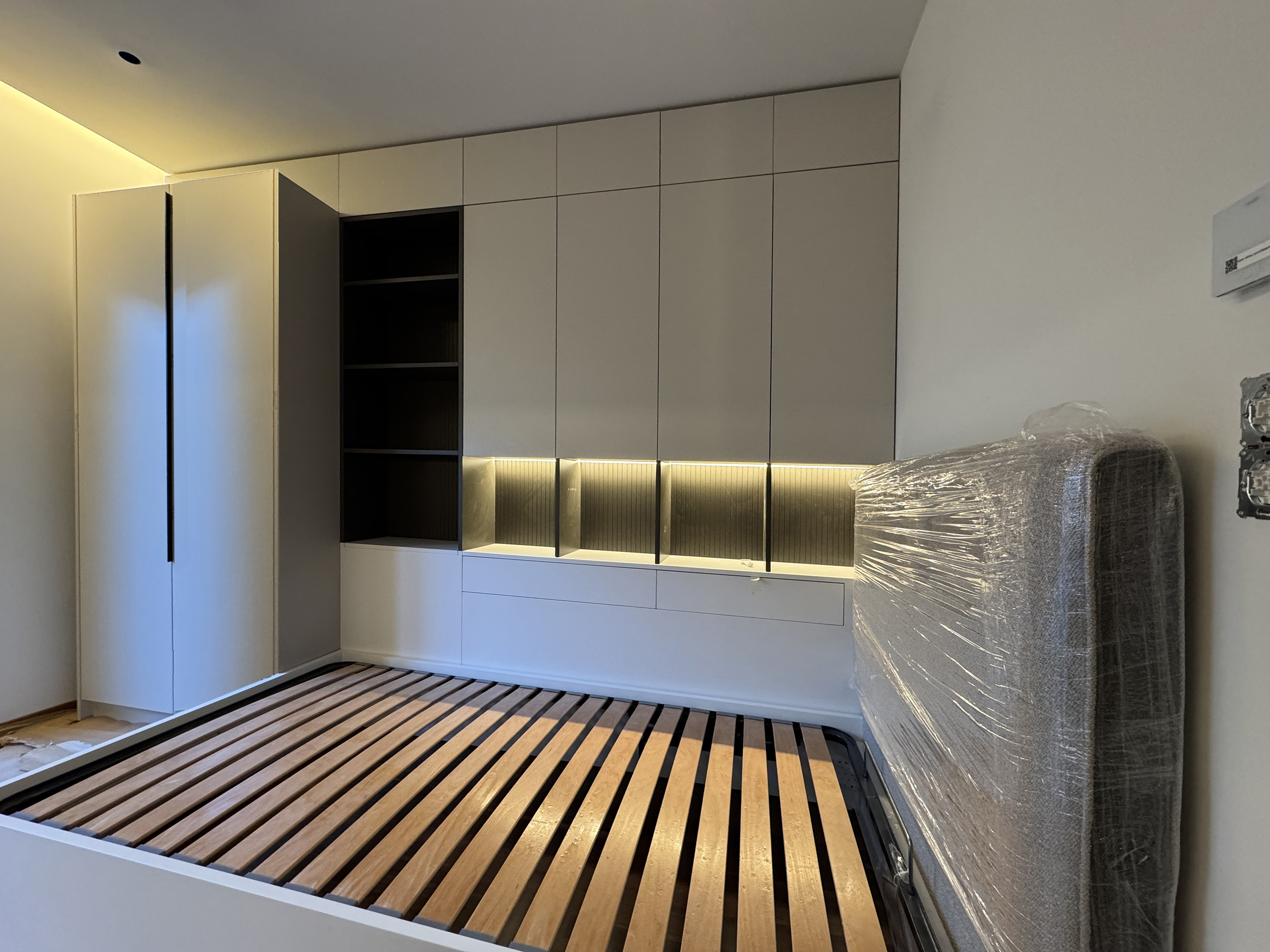 Full-Floor Apartment - Interior design detail 13 by Ilia Dabiza - Residential