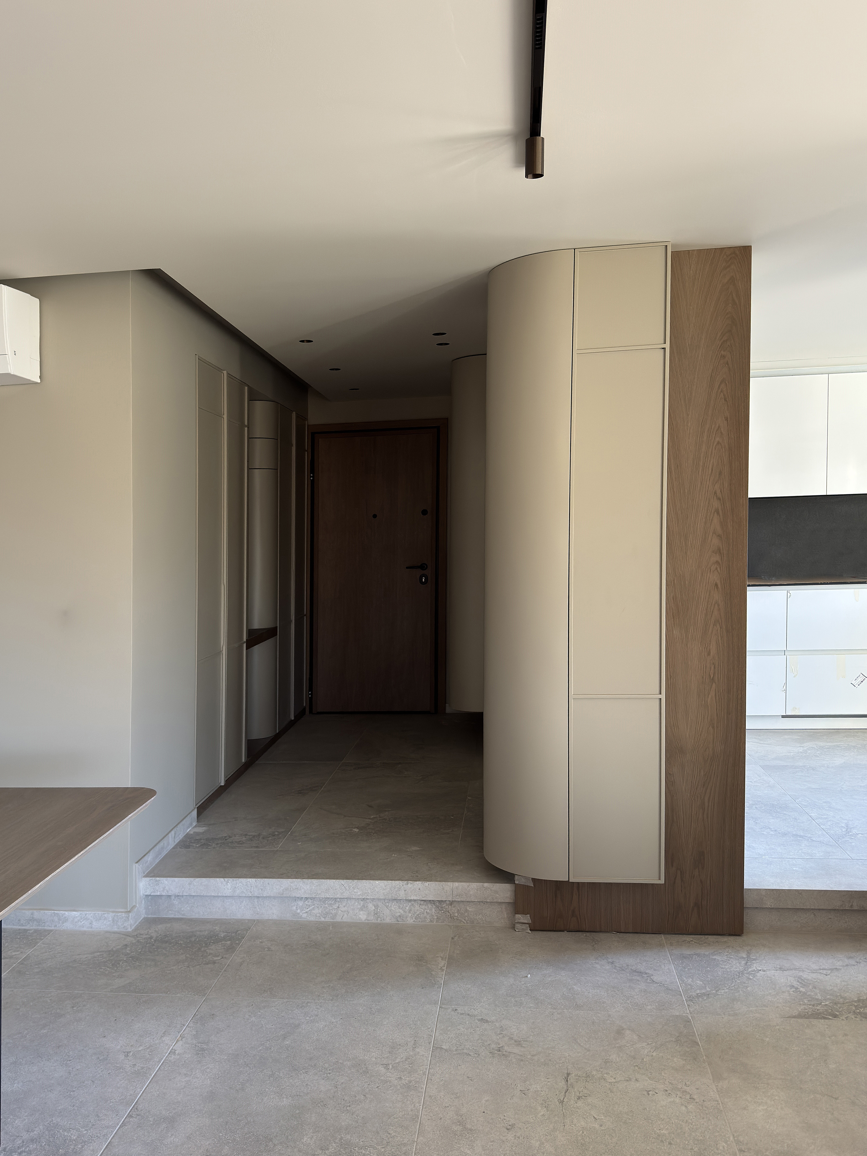Full-Floor Apartment - Interior design detail 2 by Ilia Dabiza - Residential